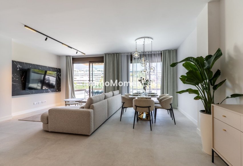 Revente - Appartement - Estepona  - Estepona Centro