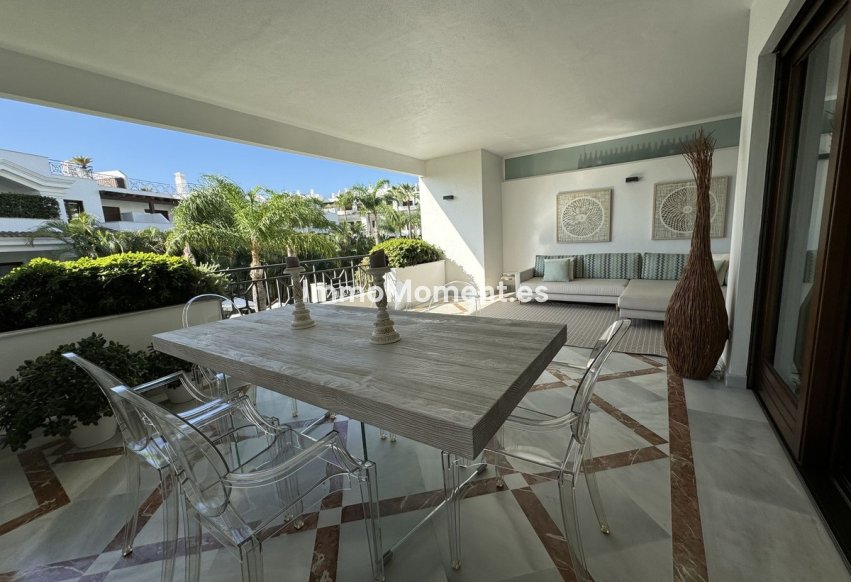 Revente - Appartement - Estepona  - Estepona Centro