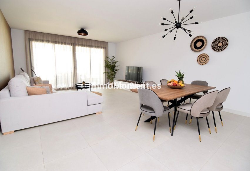 Revente - Appartement - Estepona  - Estepona Centro
