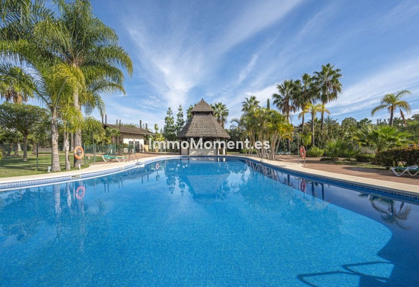 Revente - Appartement - Estepona  - Estepona Centro