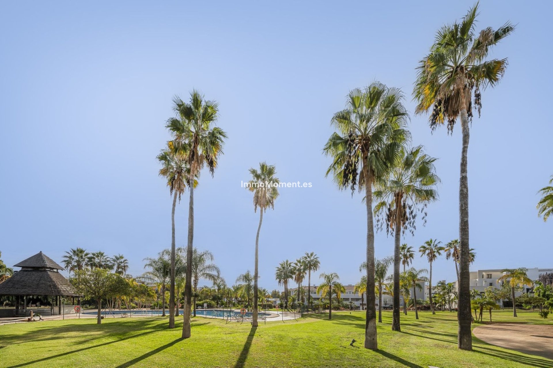 Revente - Appartement - Estepona  - Estepona Centro