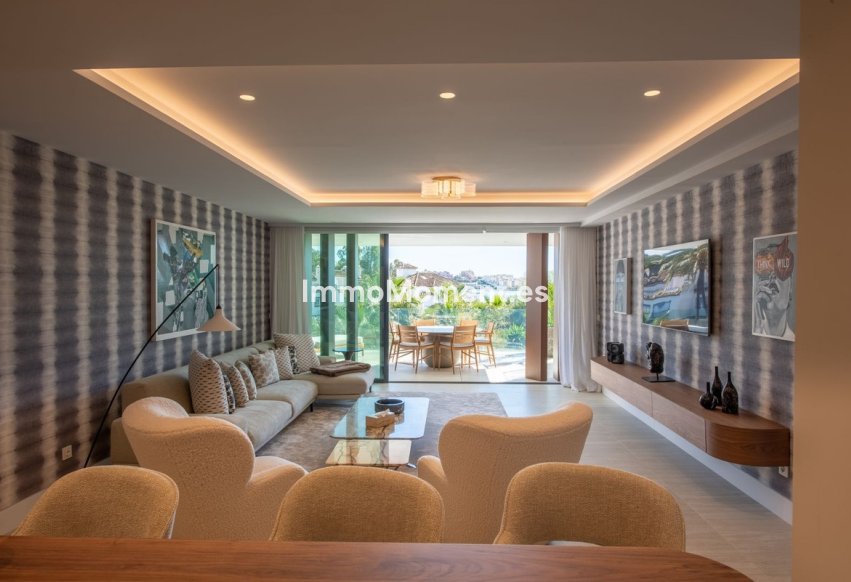 Revente - Appartement - Estepona  - Estepona Centro