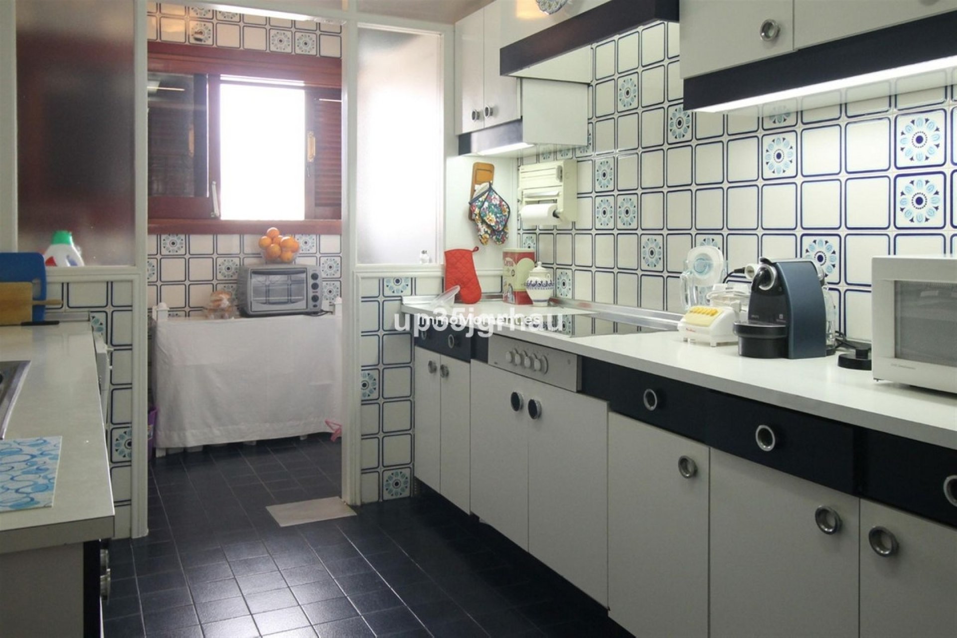 Revente - Appartement - Estepona  - Estepona Centro