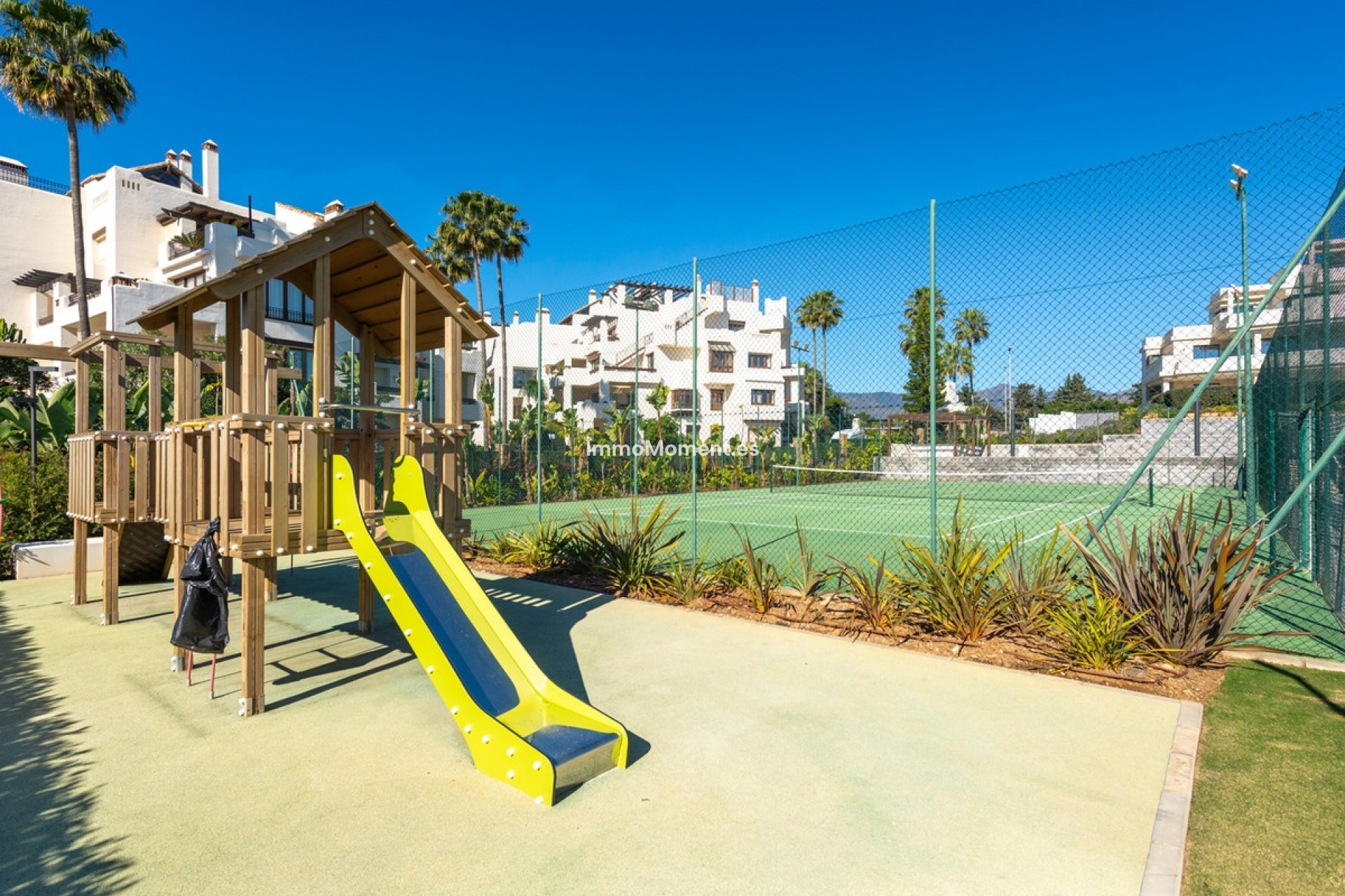 Revente - Appartement - Estepona  - Estepona Centro