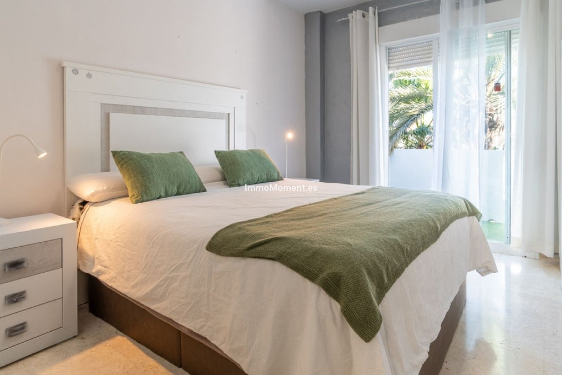 Revente - Appartement - Estepona  - Estepona Centro