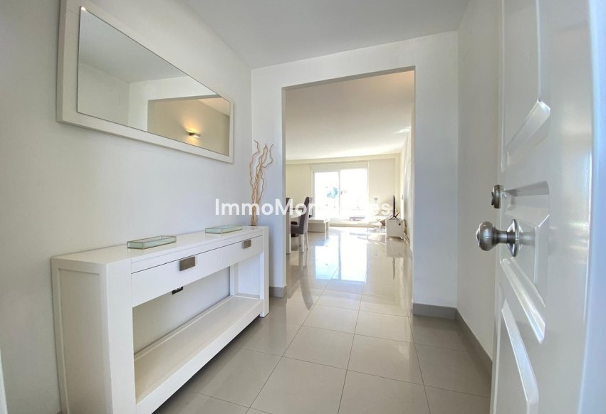 Revente - Appartement - Estepona  - Estepona Centro