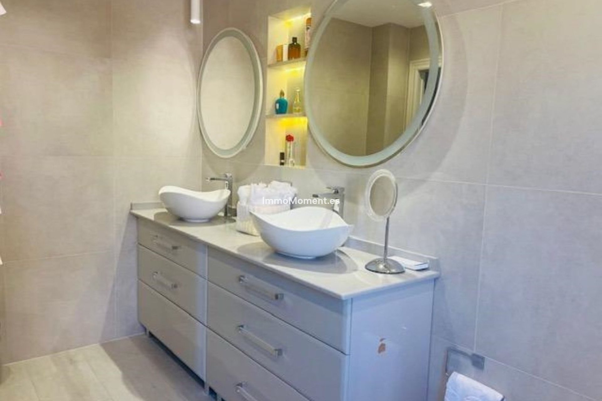 Revente - Appartement - Estepona  - Estepona Centro