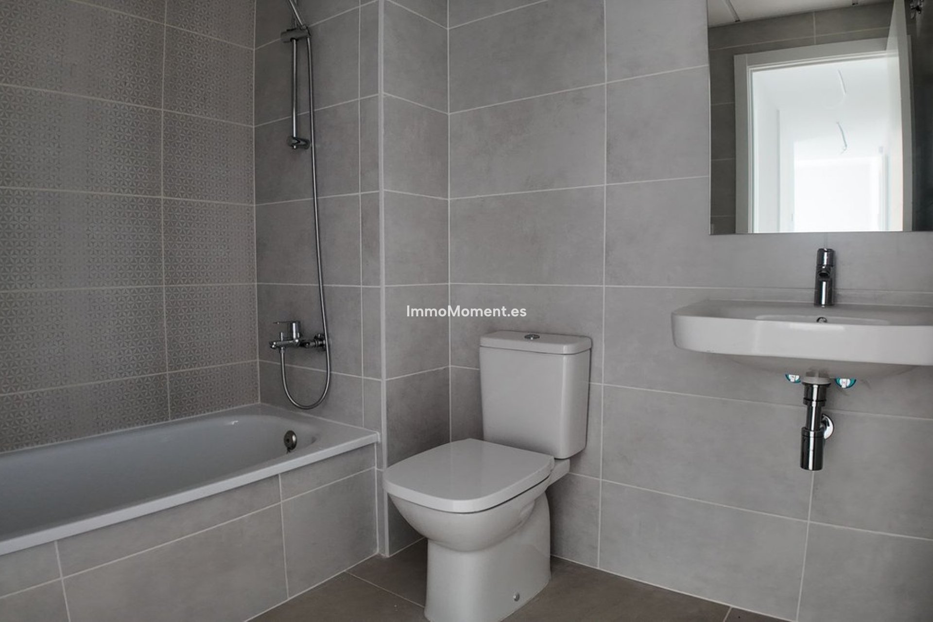 Revente - Appartement - Estepona  - Estepona Centro