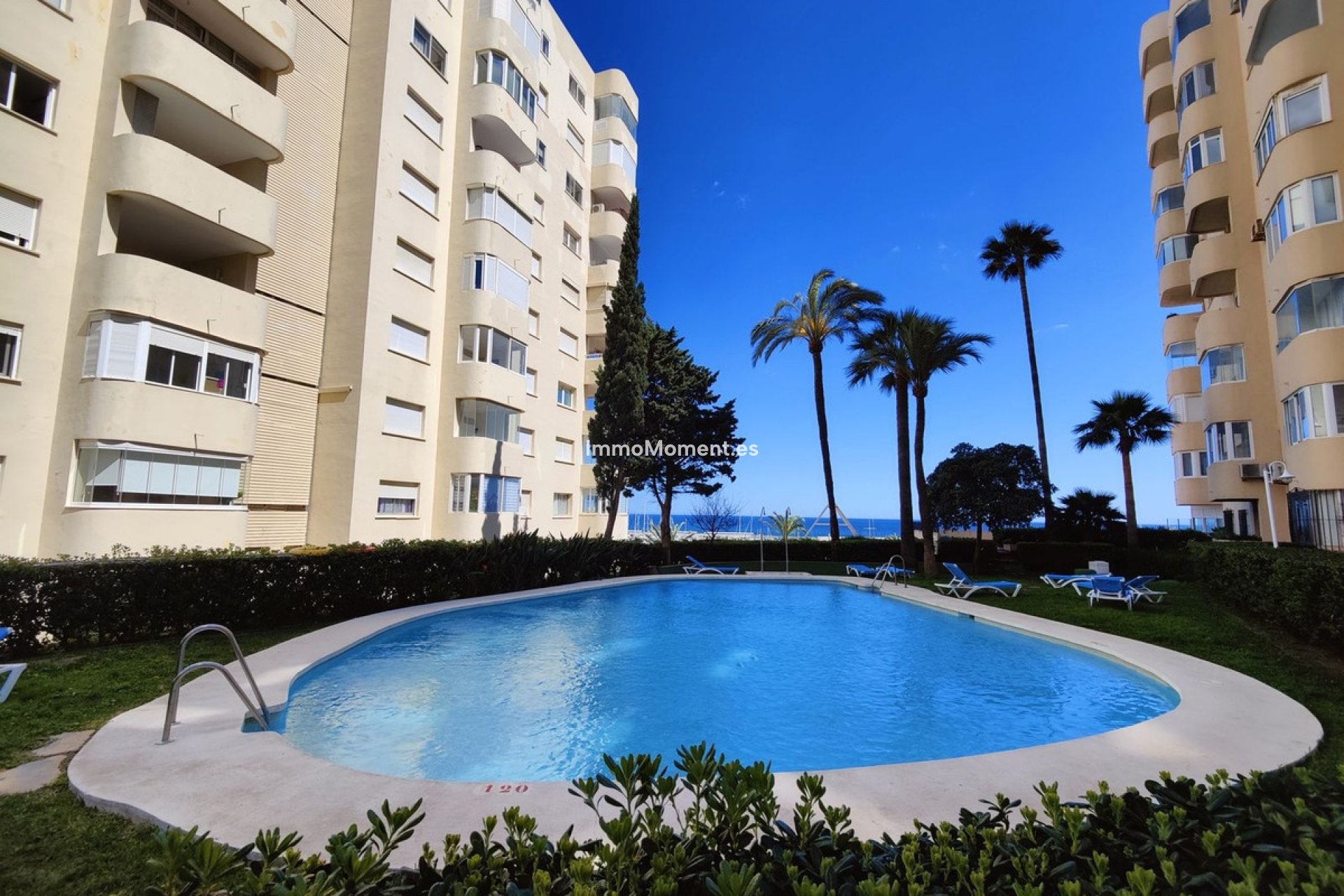 Revente - Appartement - Estepona  - Estepona Centro