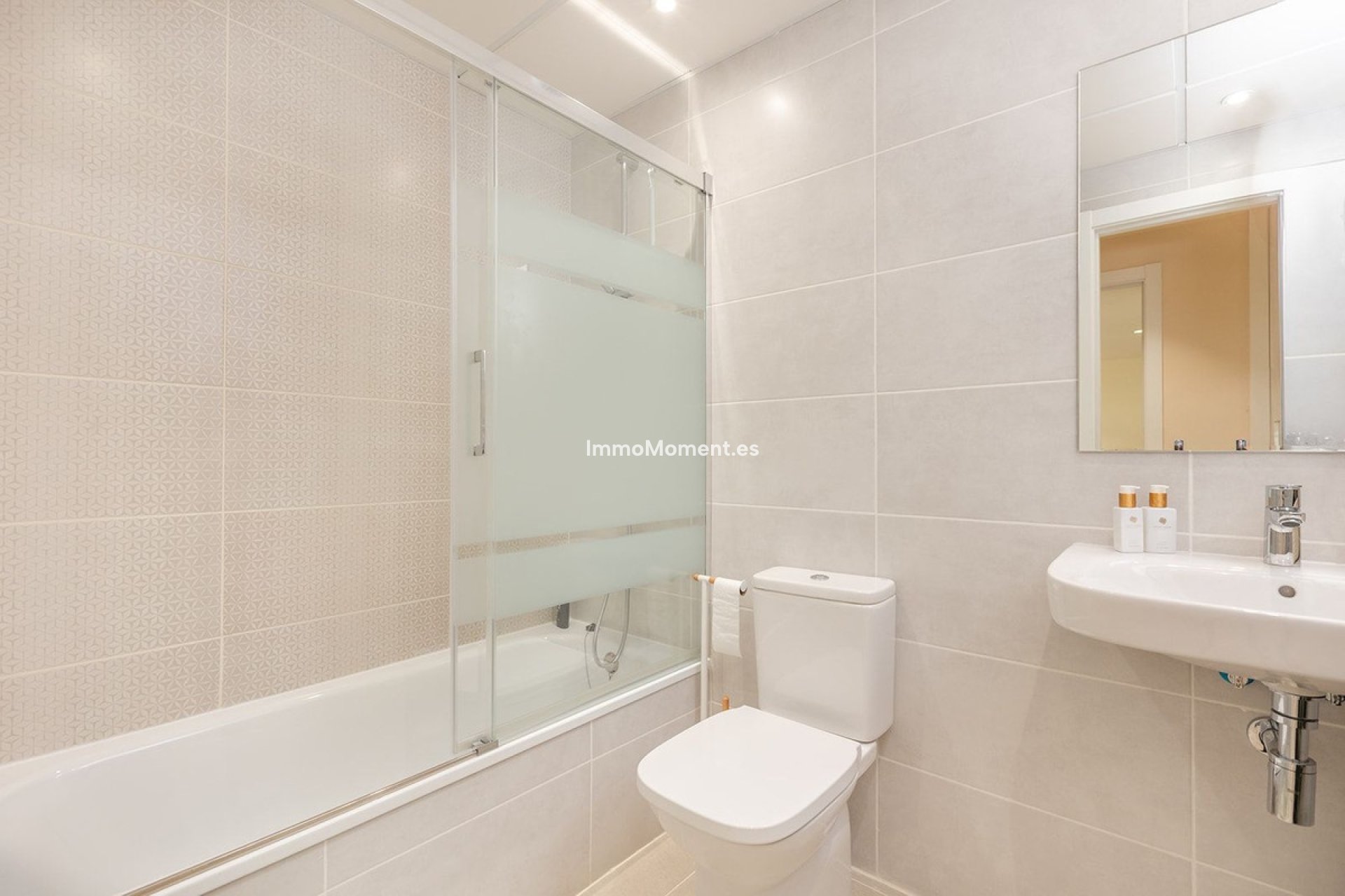 Revente - Appartement - Estepona  - Estepona Centro