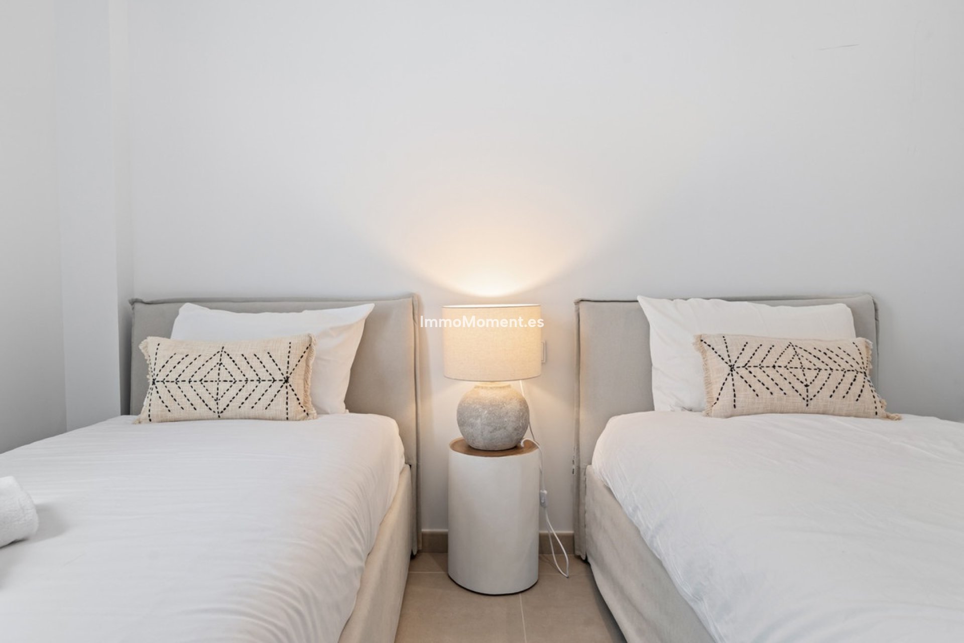 Revente - Appartement - Estepona  - Estepona Centro