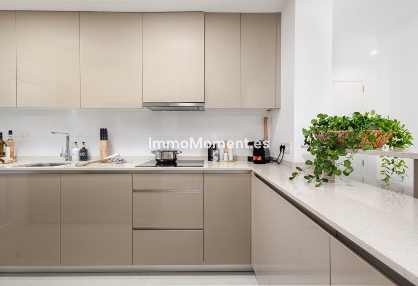 Revente - Appartement - Estepona  - Estepona Centro