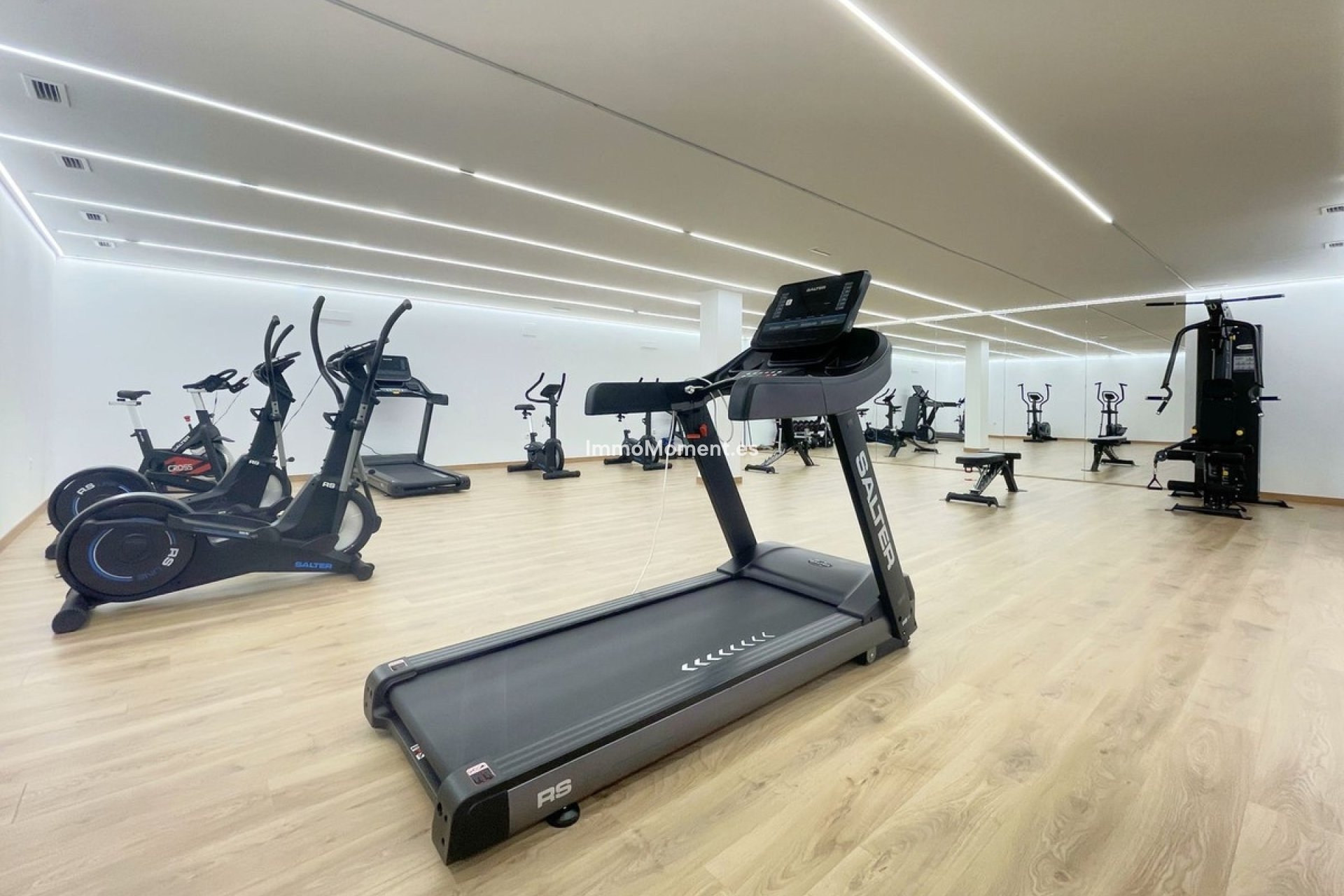 Revente - Appartement - Estepona  - Estepona Centro