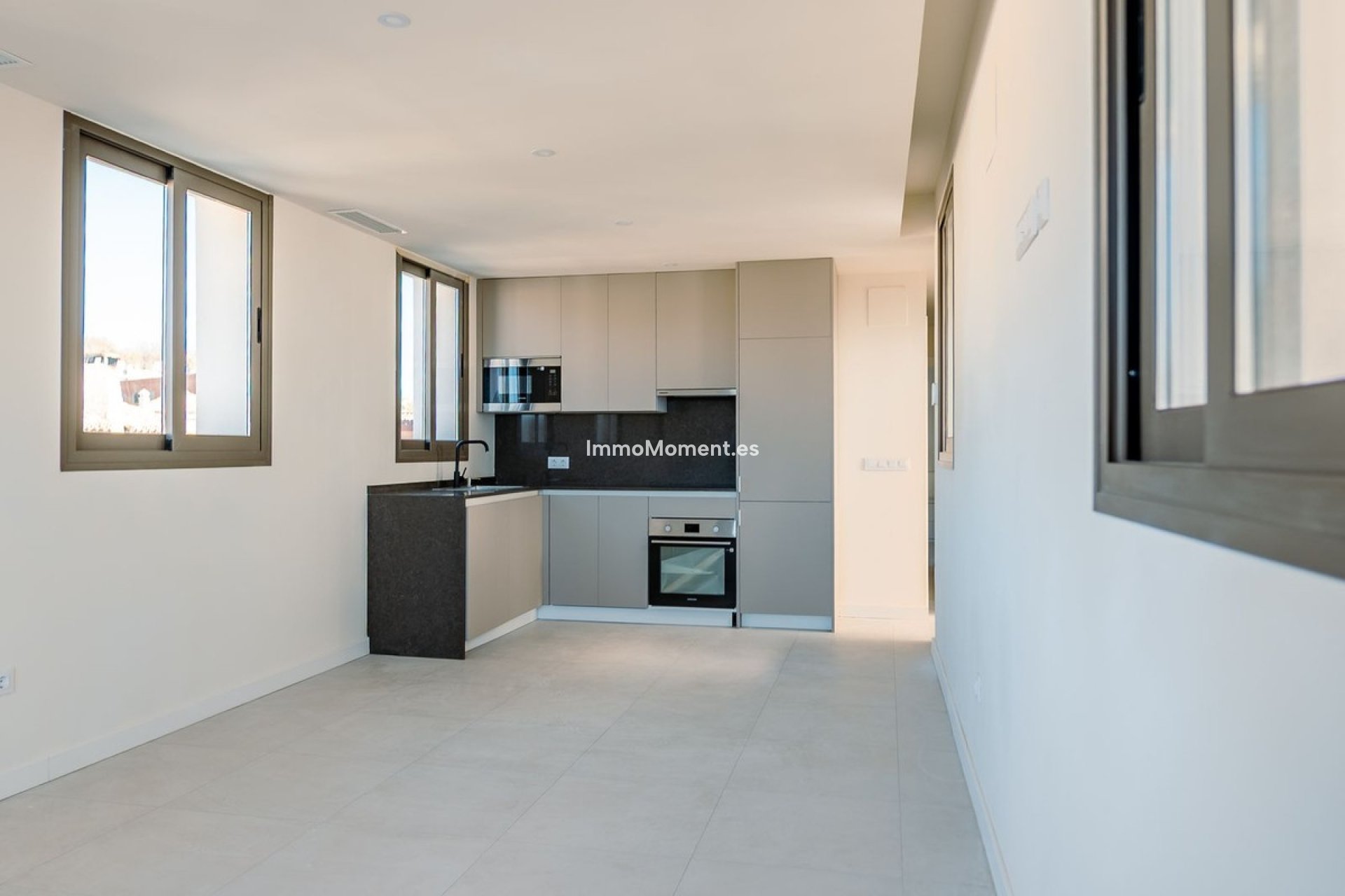 Revente - Appartement - Estepona  - Estepona Centro