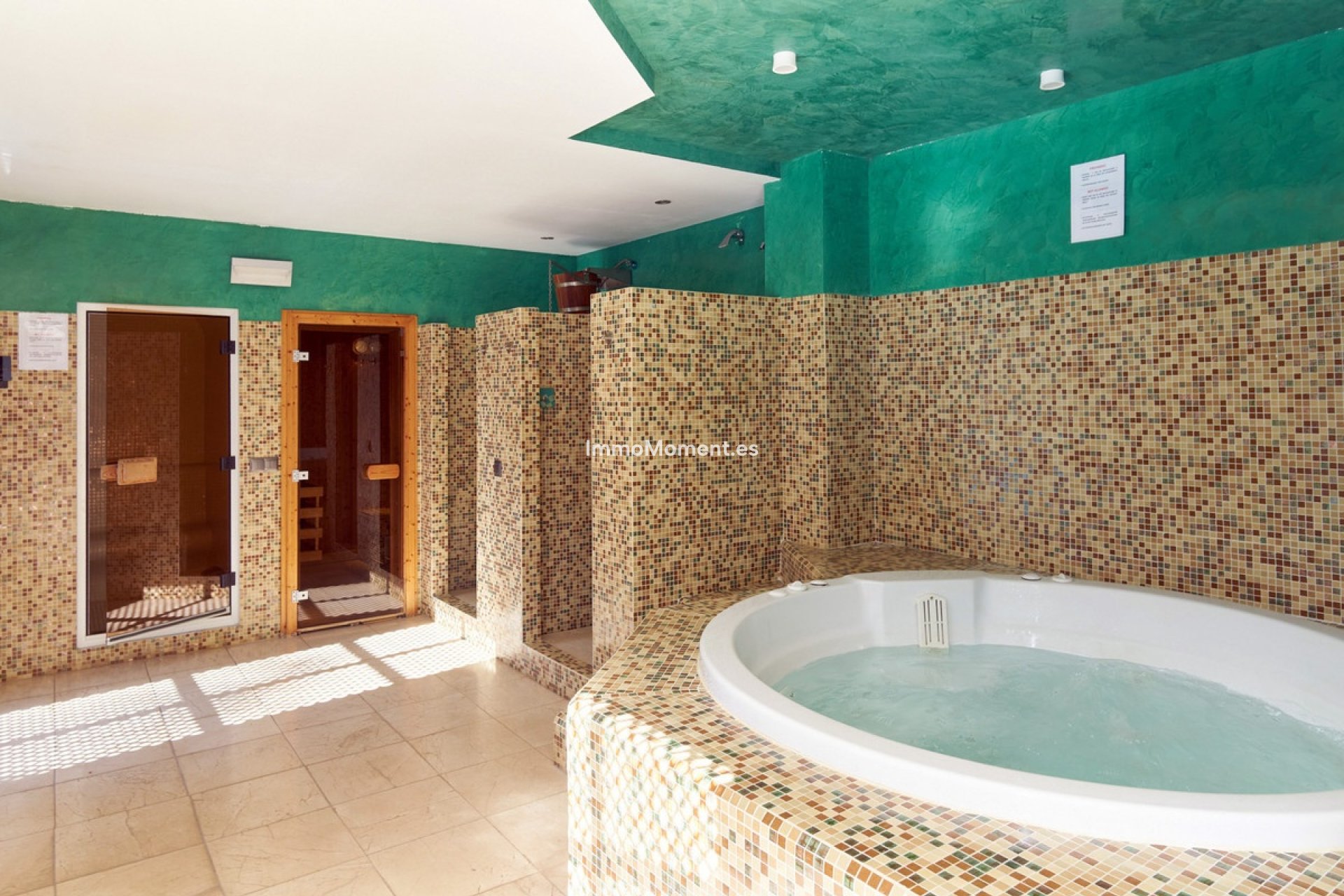 Revente - Appartement - Estepona  - Estepona Centro