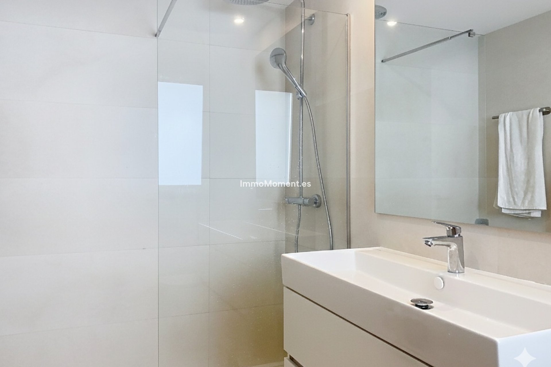 Revente - Appartement - Estepona  - Estepona Centro