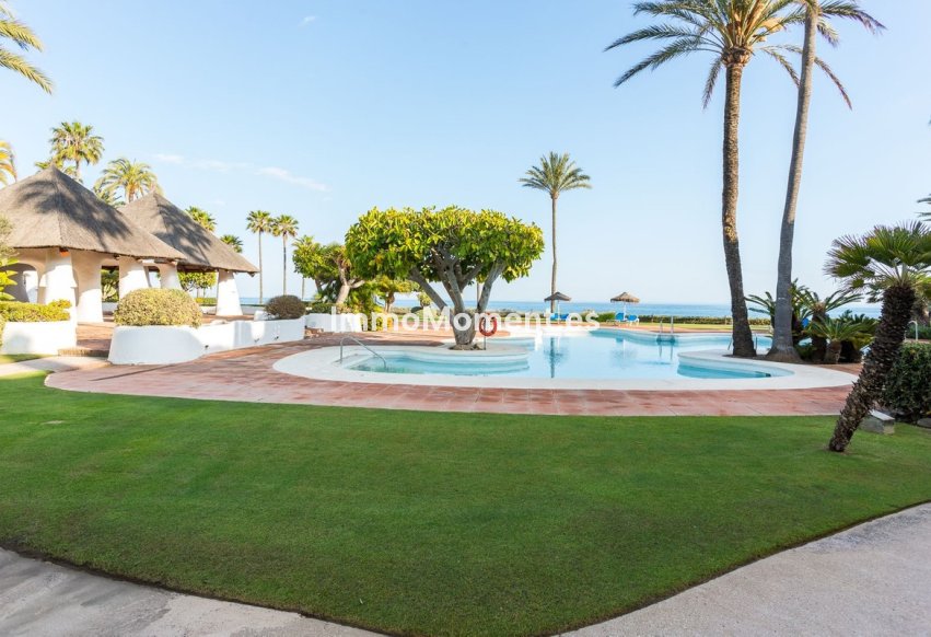 Revente - Appartement - Estepona  - Estepona Centro