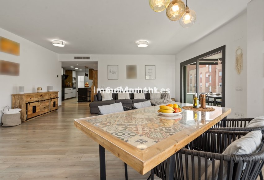 Revente - Appartement - Estepona  - Estepona Centro