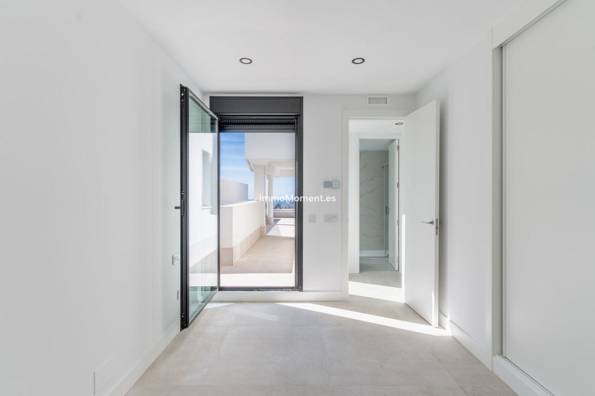 Revente - Appartement - Estepona  - Estepona Centro