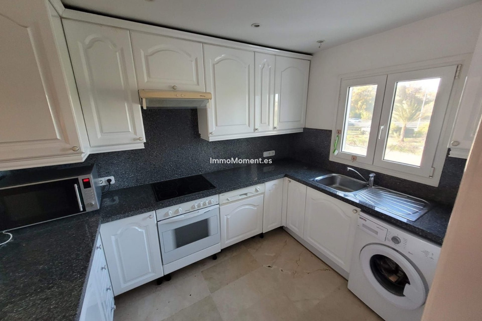 Revente - Appartement - Estepona  - Estepona Centro