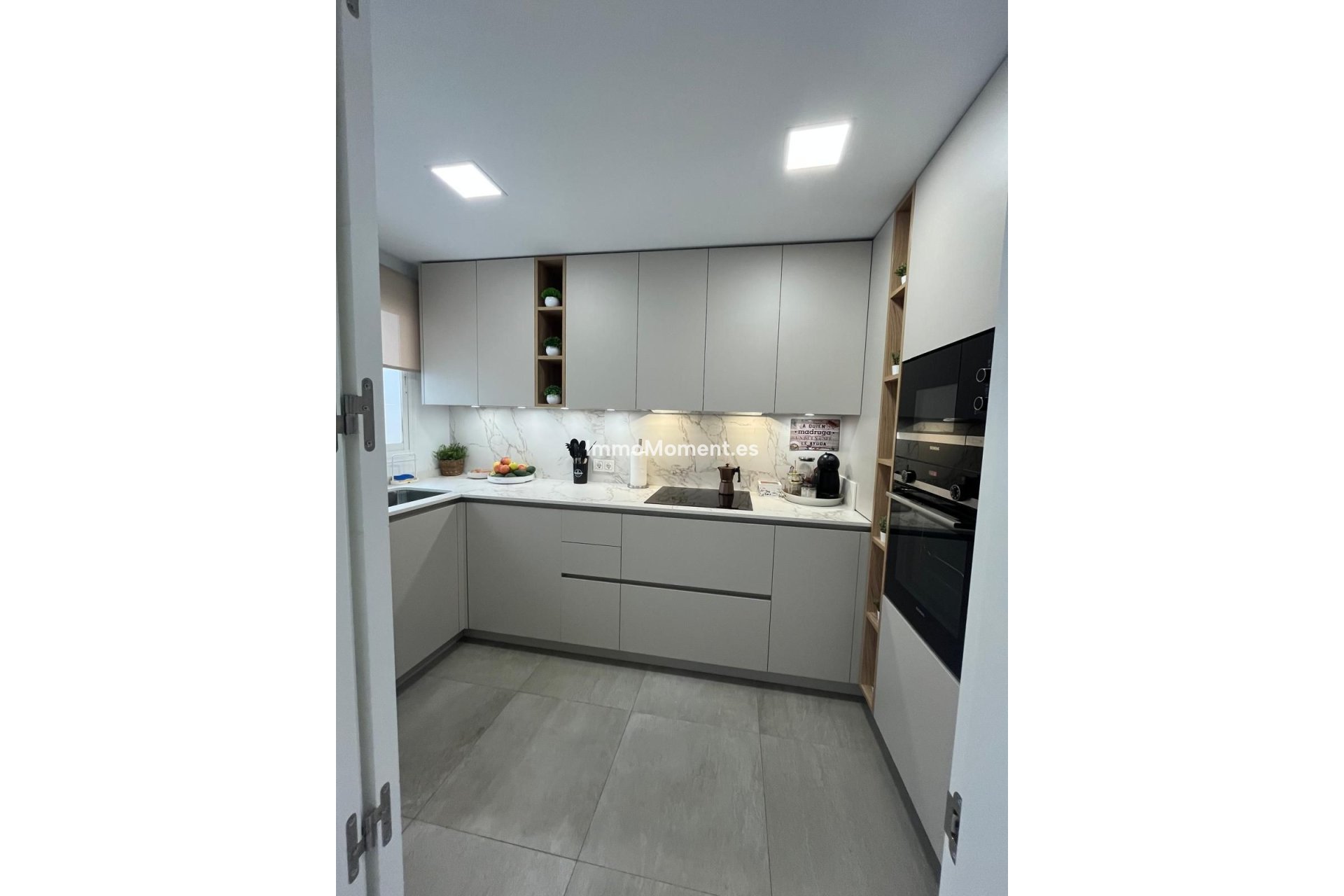 Revente - Appartement - Estepona  - Estepona Centro