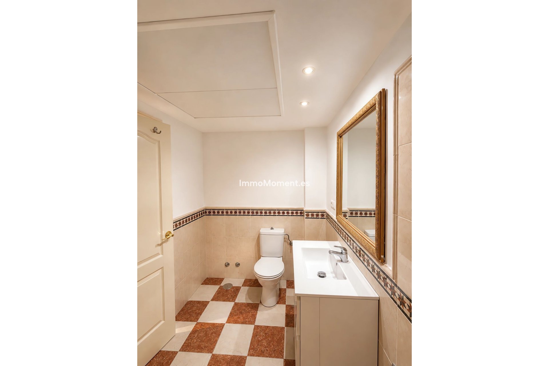 Revente - Appartement - Estepona  - Estepona Centro