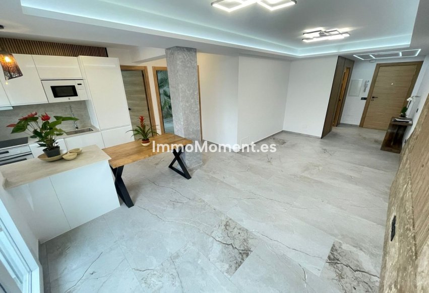 Revente - Appartement - Estepona  - Estepona Centro