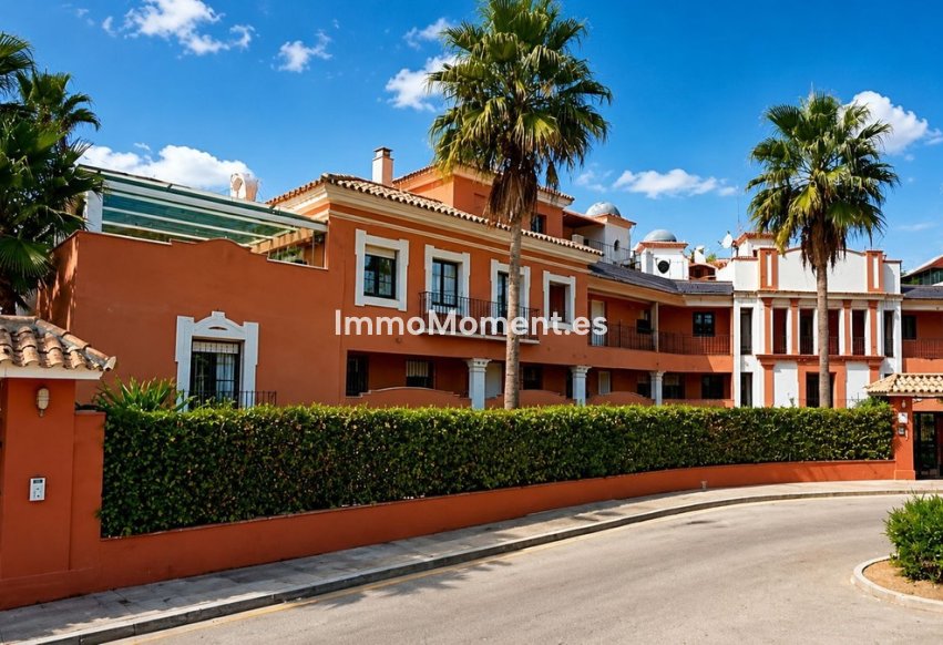 Revente - Appartement - Estepona  - Estepona Centro