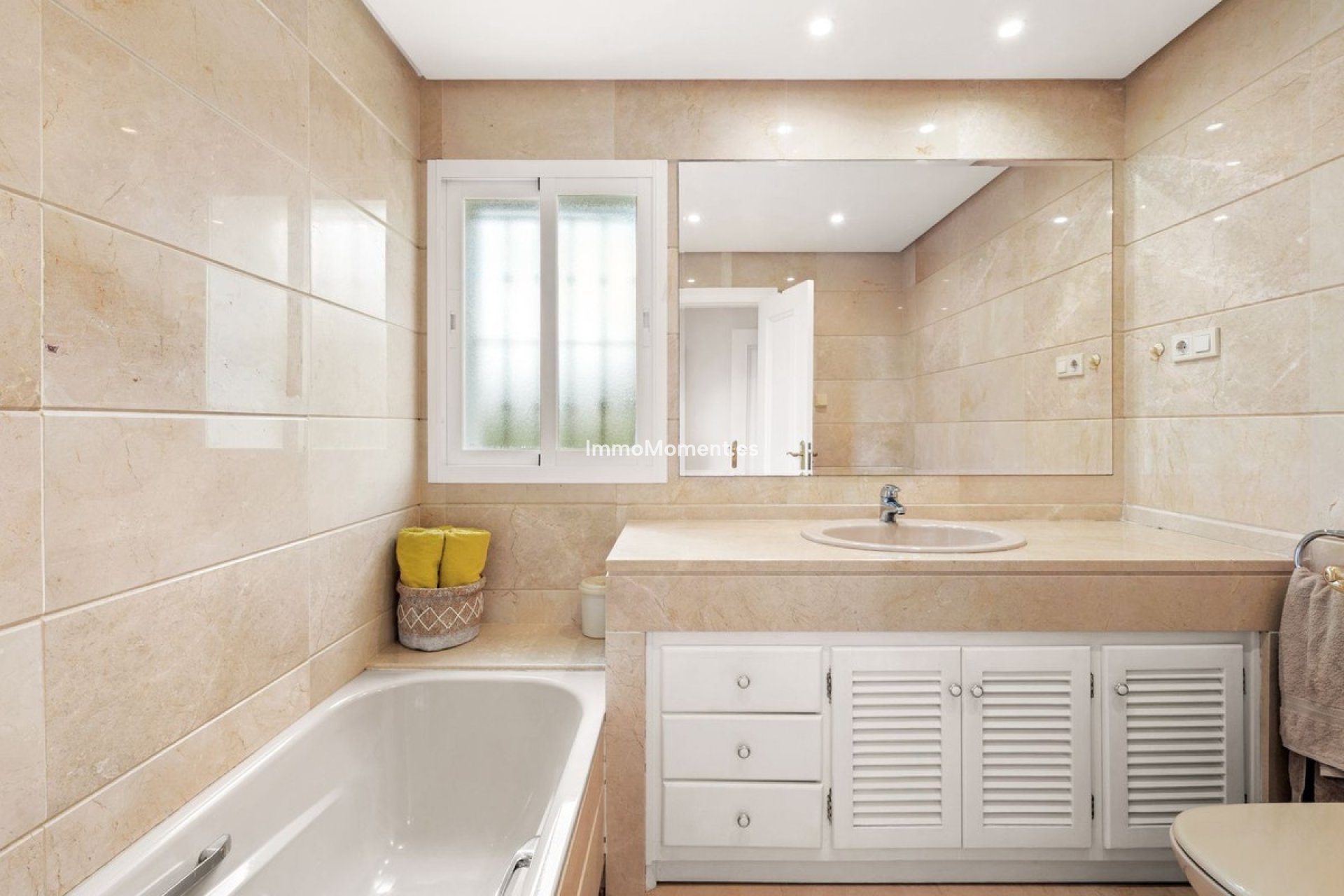 Revente - Appartement - Estepona  - Estepona Centro