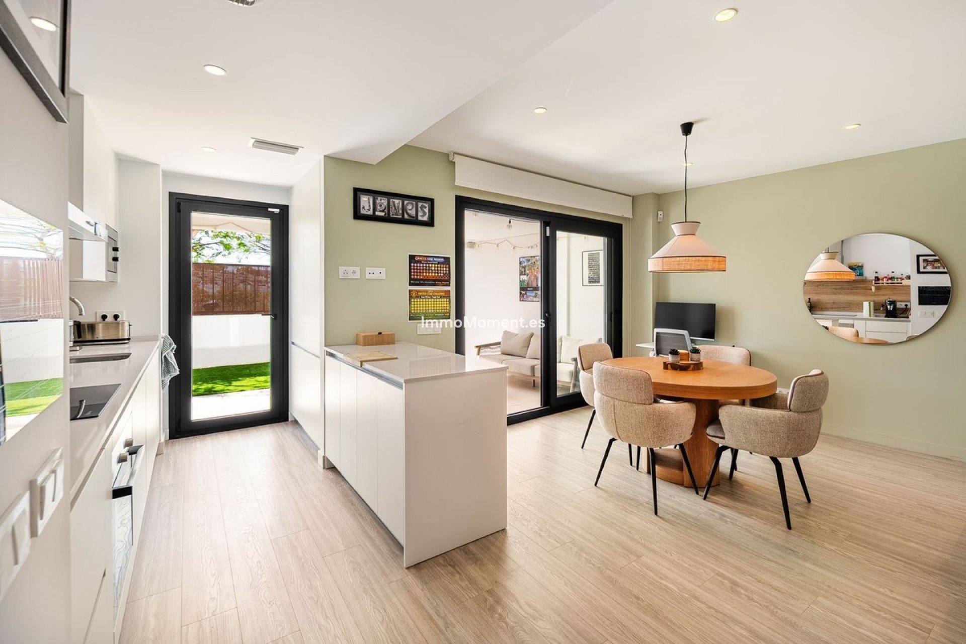 Revente - Appartement - Estepona  - Estepona Centro