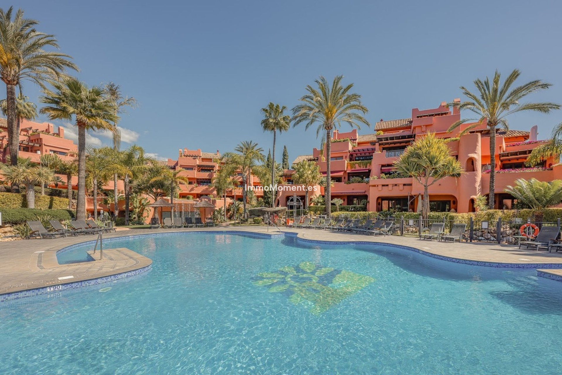 Revente - Appartement - Estepona  - Estepona Centro