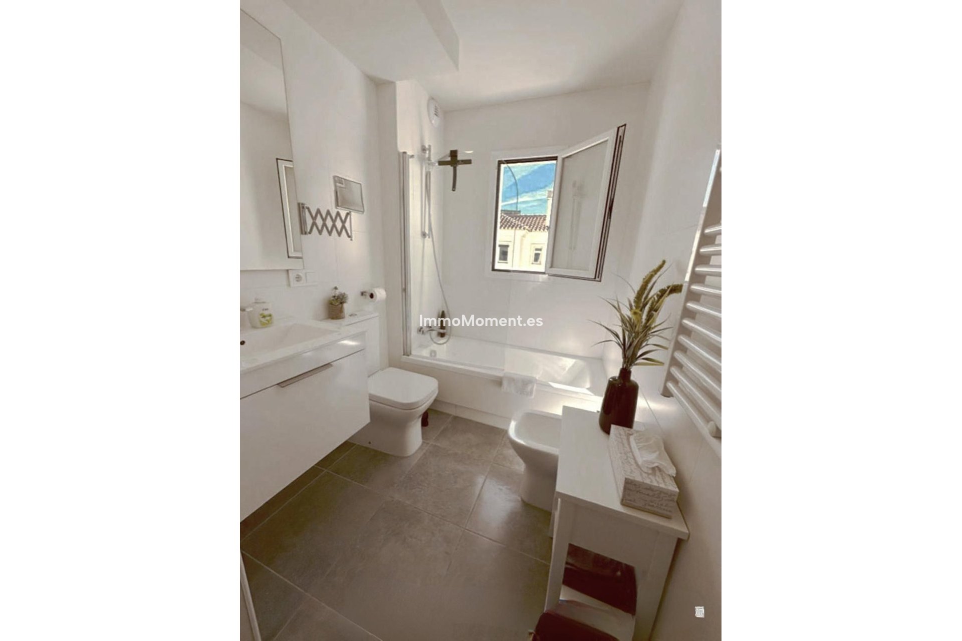 Revente - Appartement - Estepona  - Estepona Centro