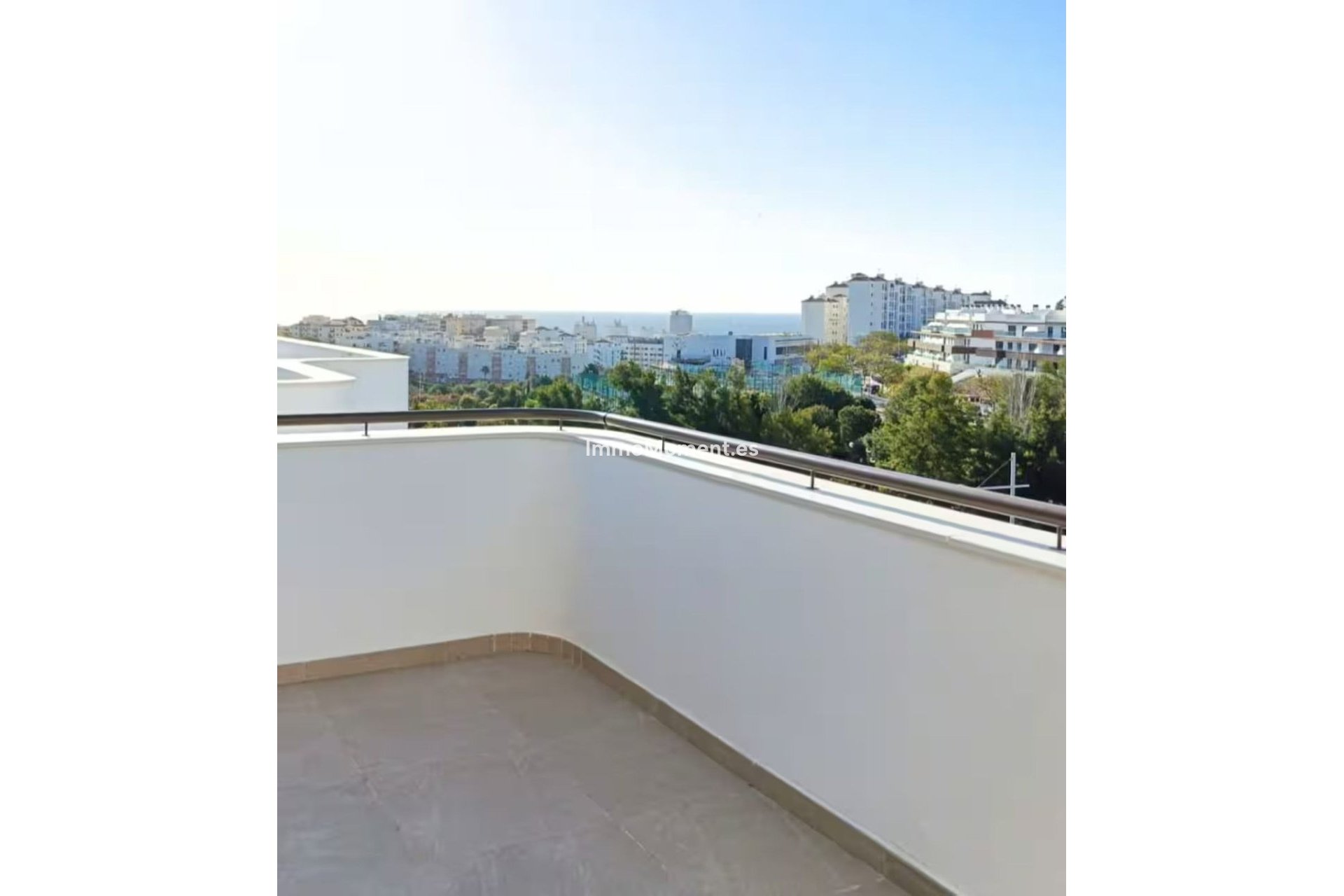 Revente - Appartement - Estepona  - Estepona Centro