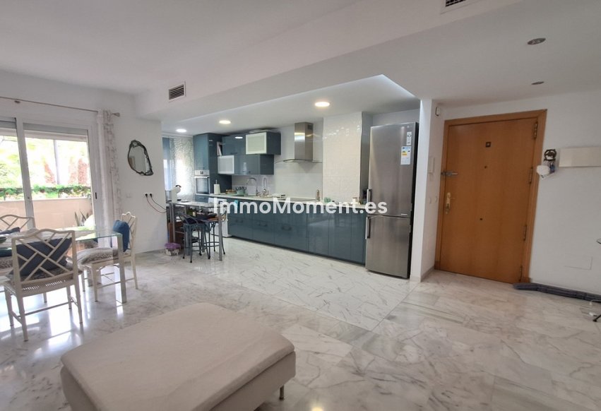 Revente - Appartement - Estepona  - Estepona Centro