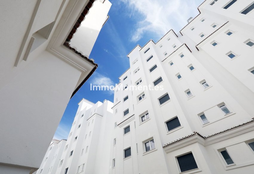 Revente - Appartement - Estepona  - Estepona Centro