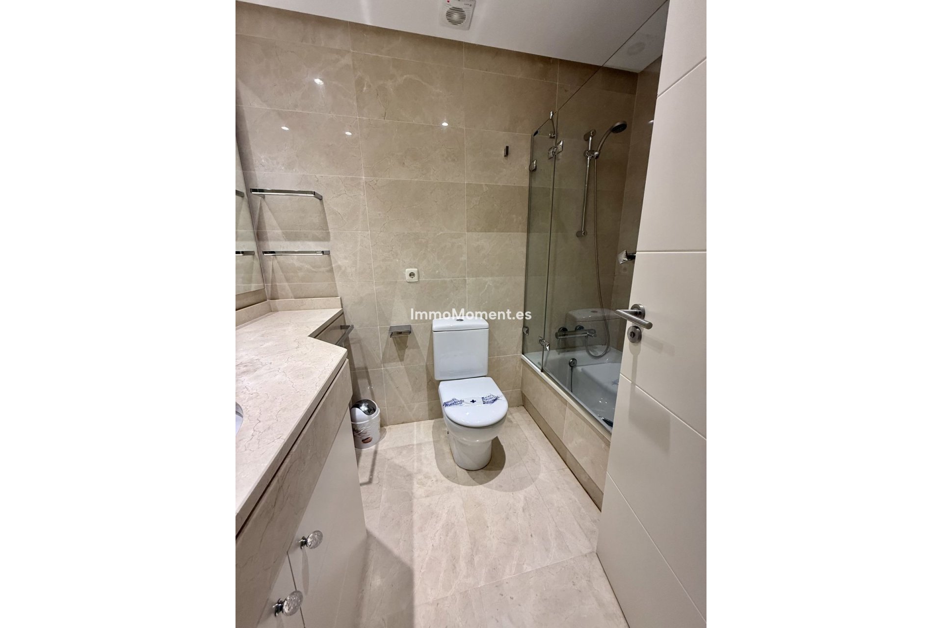 Revente - Appartement - Estepona  - Estepona Centro