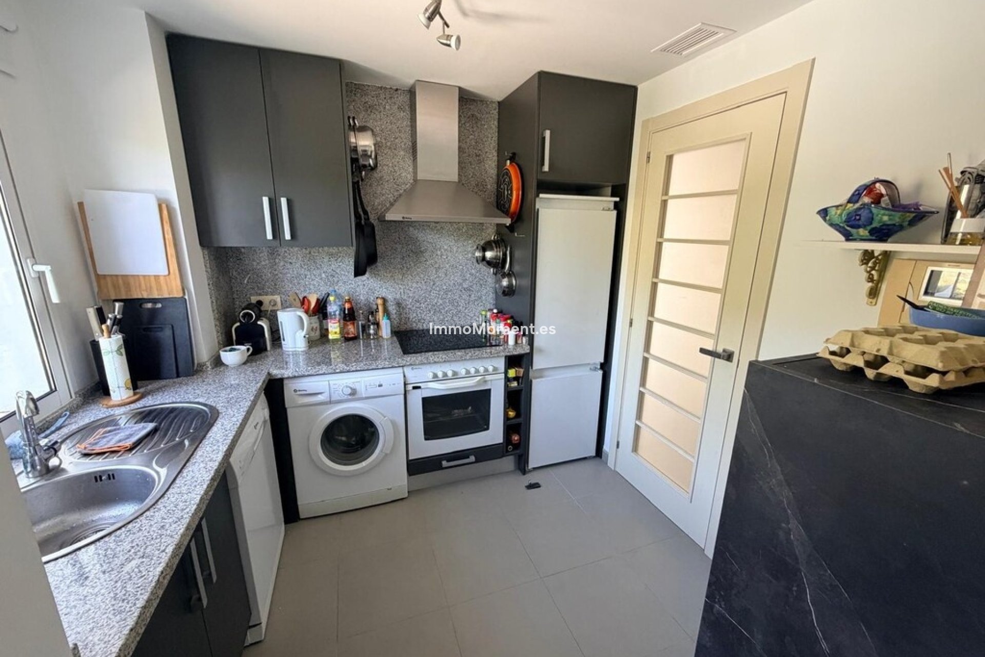 Revente - Appartement - Estepona  - Estepona Centro