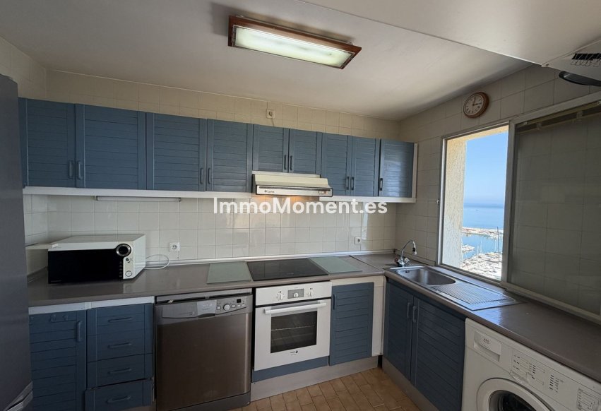 Revente - Appartement - Estepona  - Estepona Centro