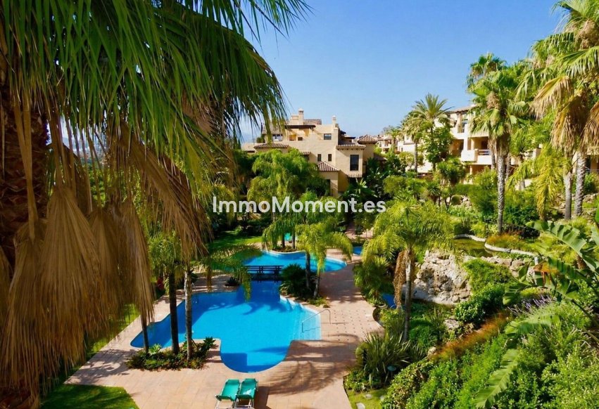 Revente - Appartement - Estepona  - Estepona Centro