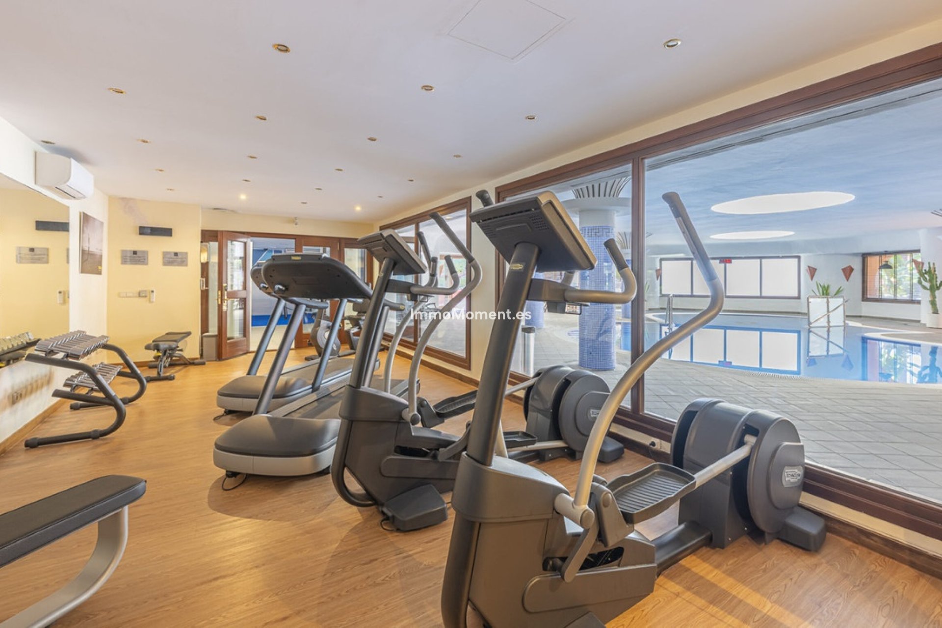 Revente - Appartement - Estepona  - Estepona Centro