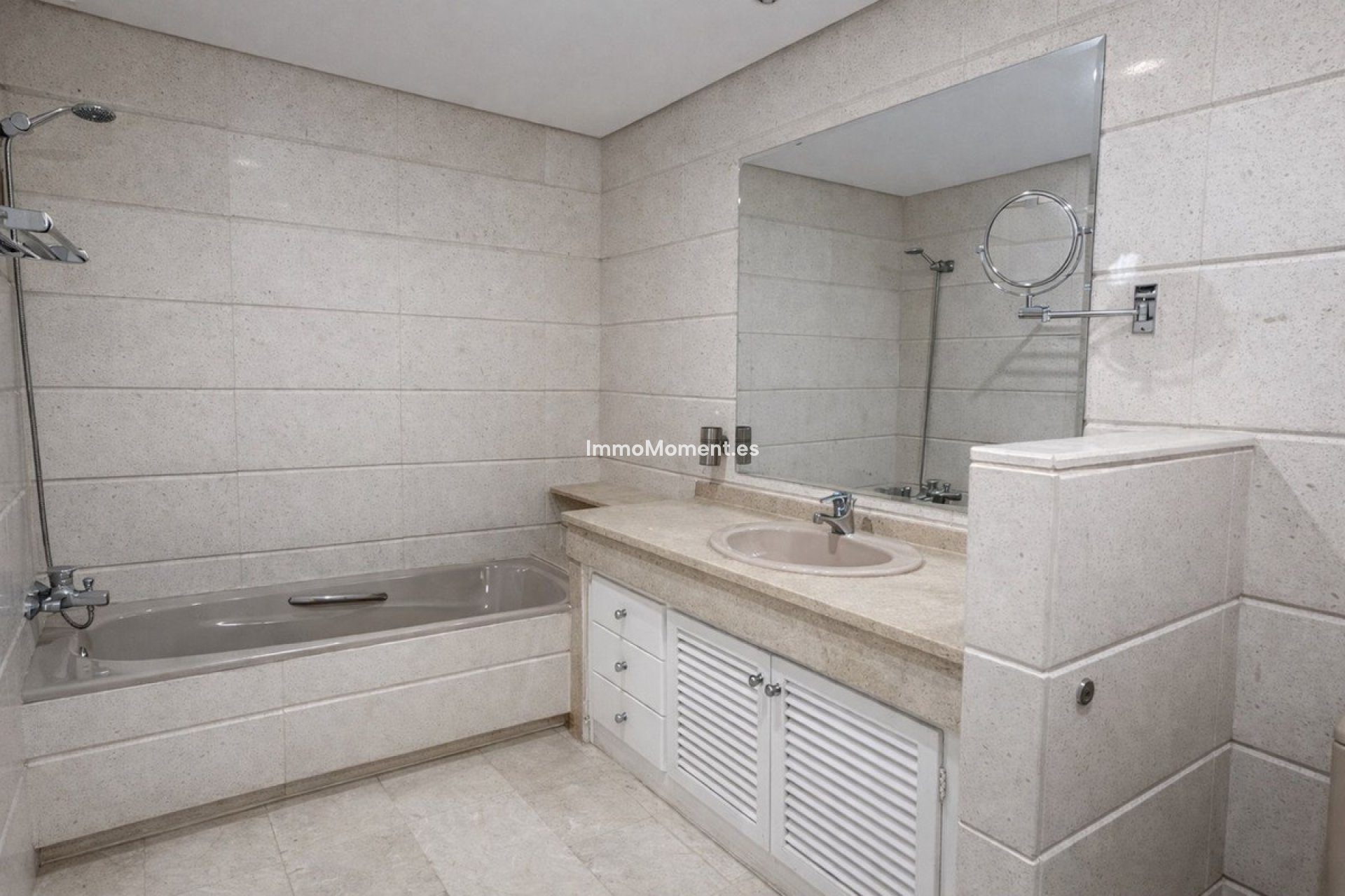 Revente - Appartement - Estepona  - New Golden Mile