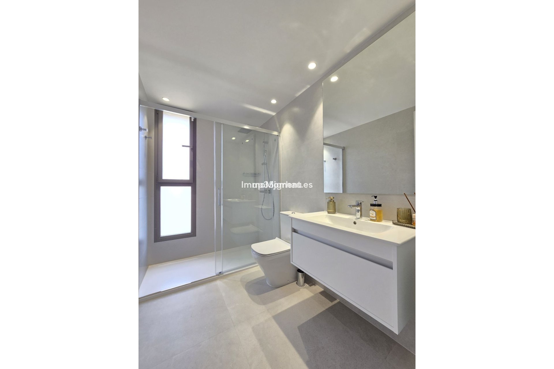 Revente - Appartement - Estepona  - Selwo