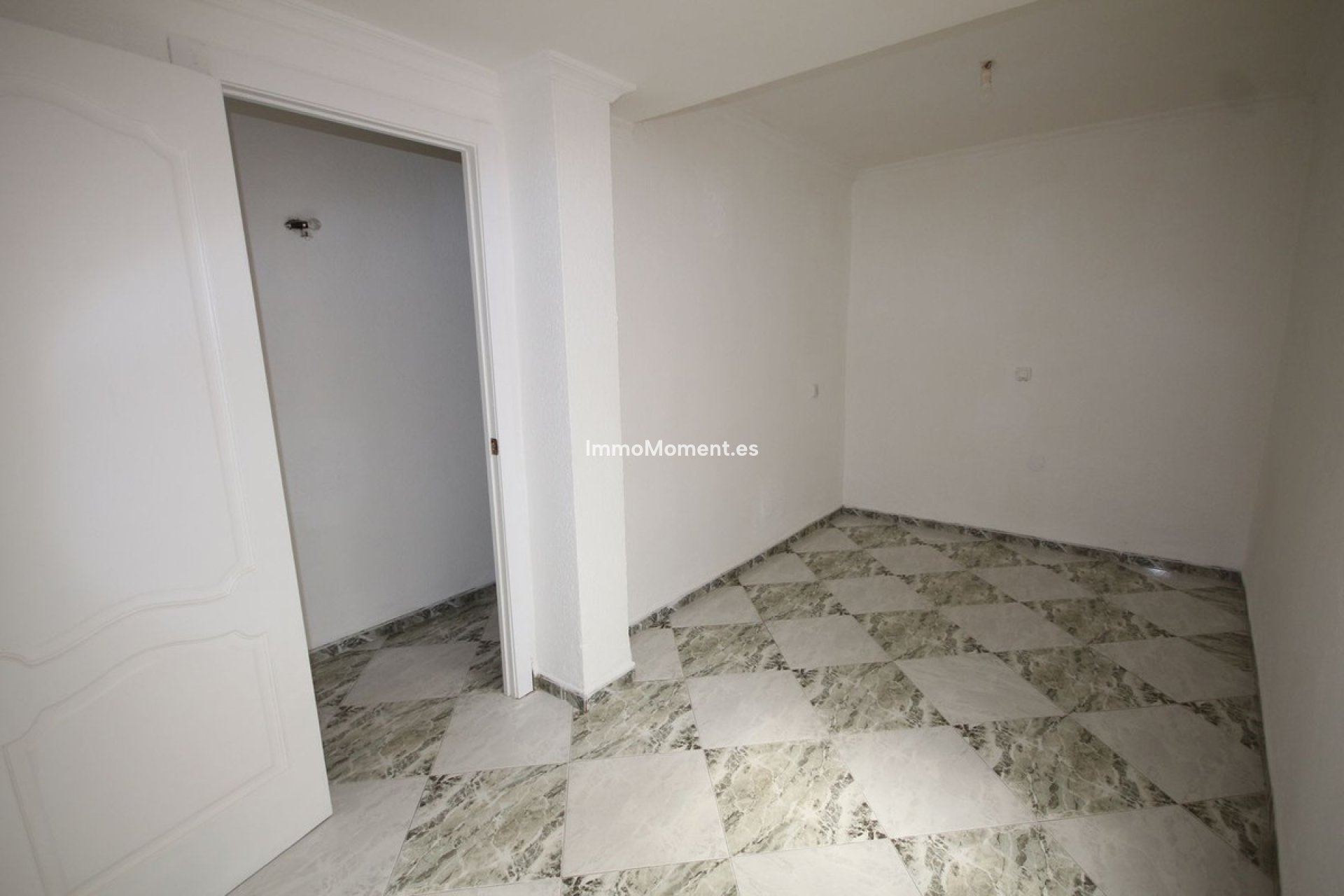 Revente - Appartement - Málaga - Málaga Centro