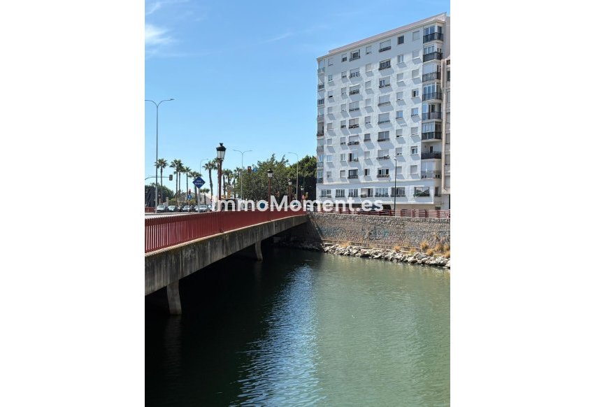 Revente - Appartement - Málaga - Perchel Sur