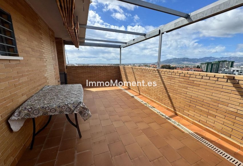 Revente - Appartement - Málaga - Teatinos