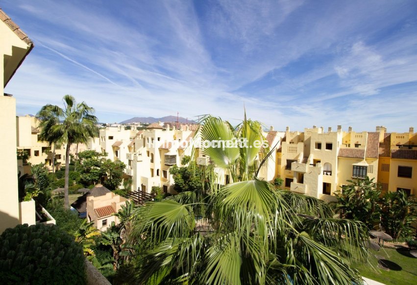 Revente - Appartement - Manilva - La Duquesa