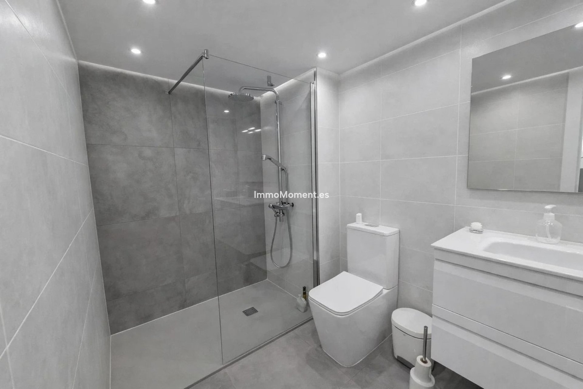 Revente - Appartement - Manilva - La Duquesa