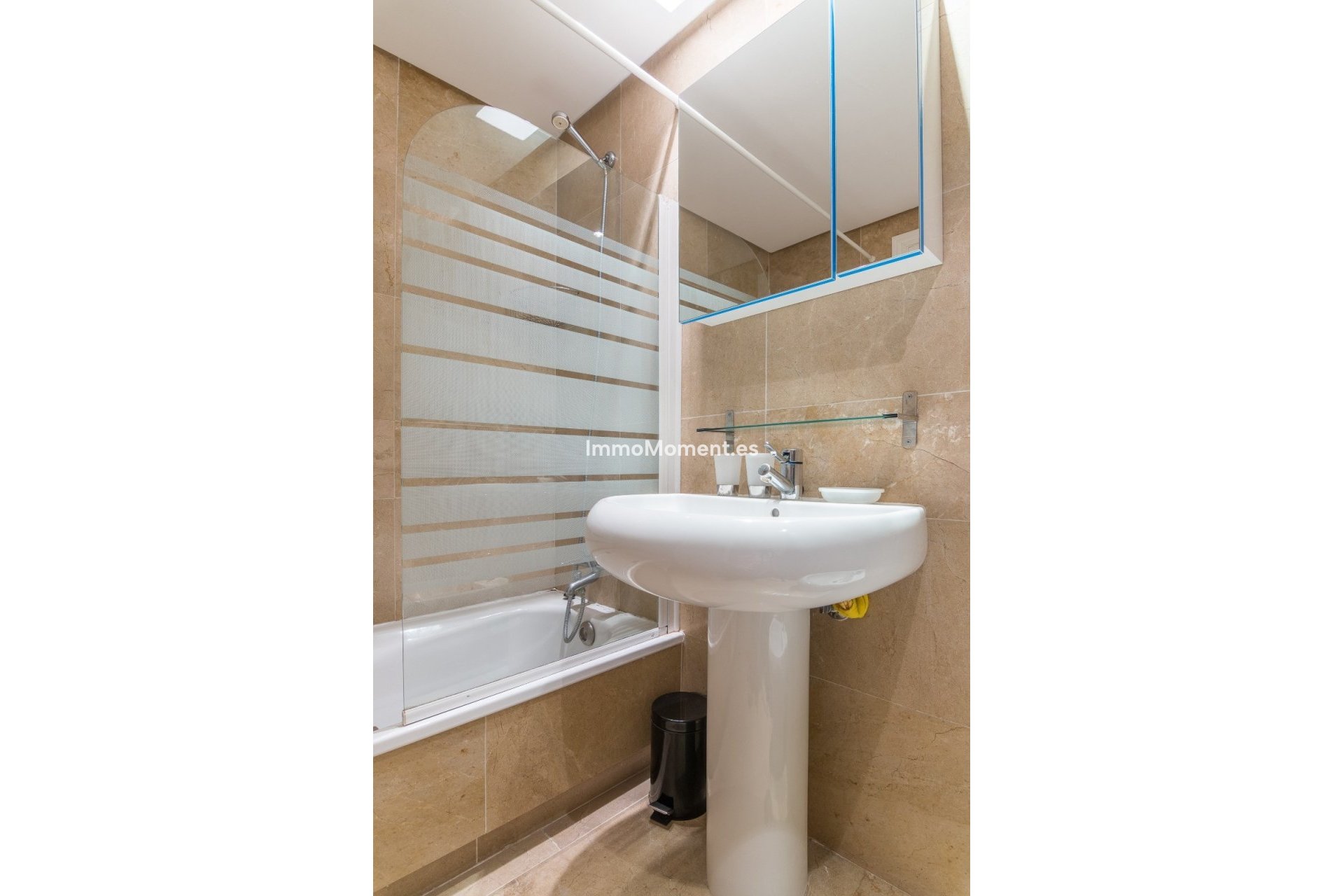 Revente - Appartement - Manilva - La Duquesa