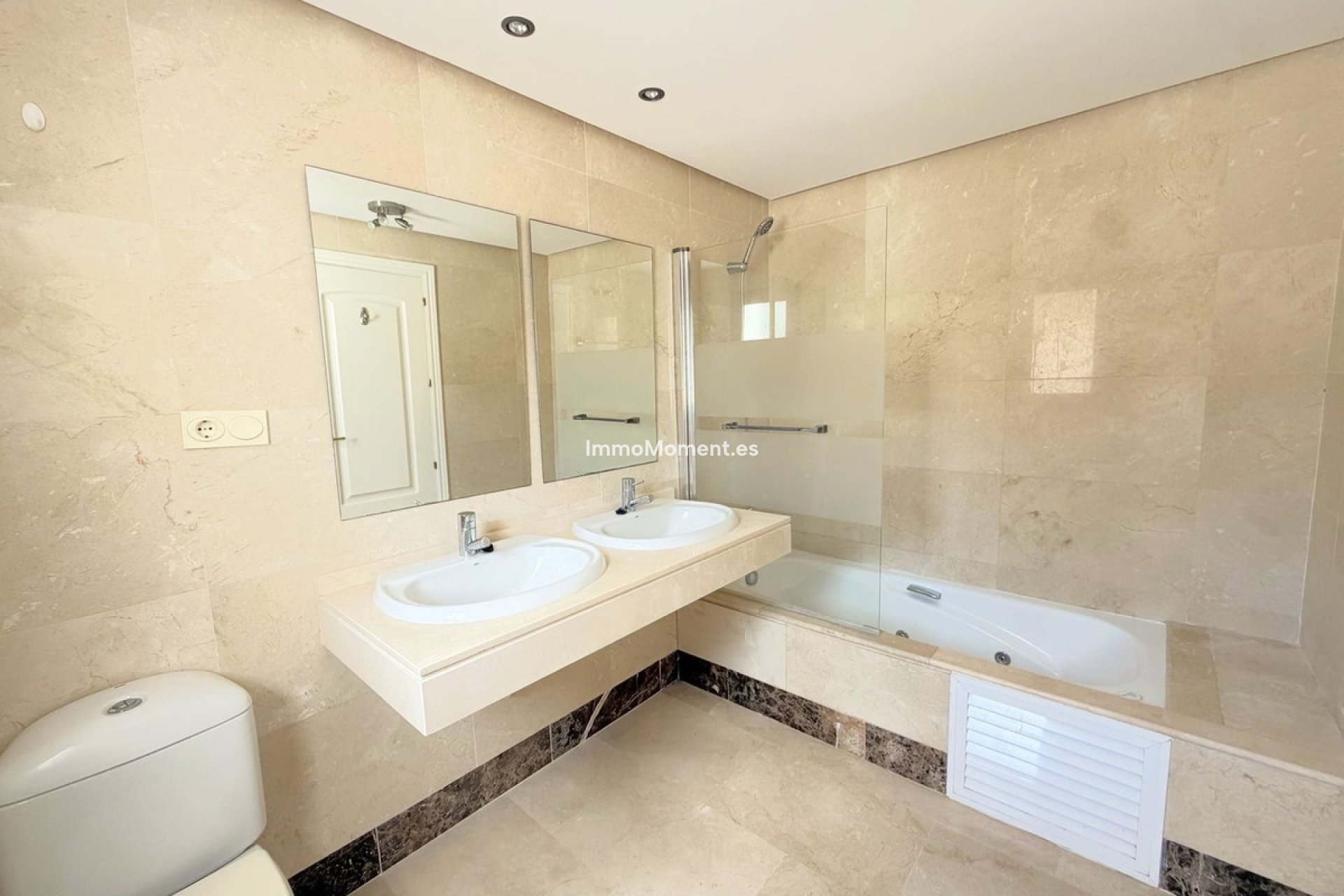 Revente - Appartement - Manilva - La Duquesa