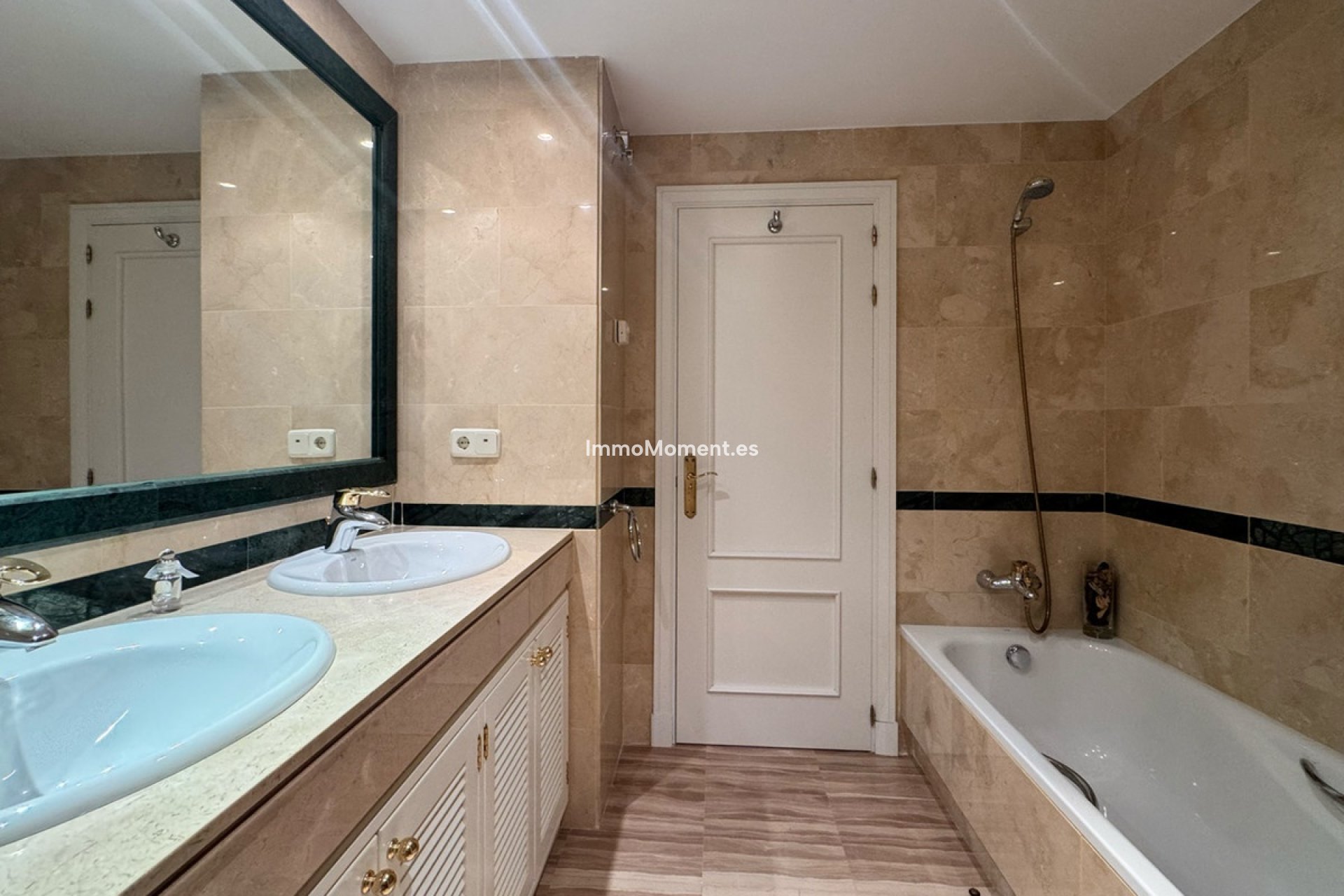 Revente - Appartement - Marbella - Elviria
